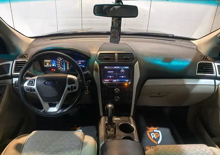 فورد اكسبلور 2013 XLT بحاله ممتازه جدا جدا 7