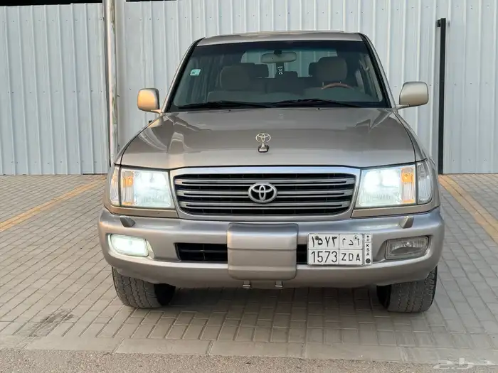 تايوتا لاند كروزر 2004 فل كامل 0