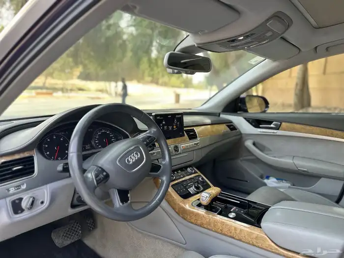 Audi A8 اودي مخزن 2012 16