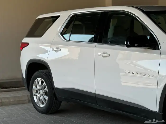 شيفروليه ترافيرس موديل 2018 نظيف جدا 9