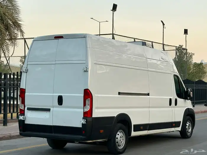 بيجو بوكسر ثلاجة موديل 2021 قير عادي ديزل 5