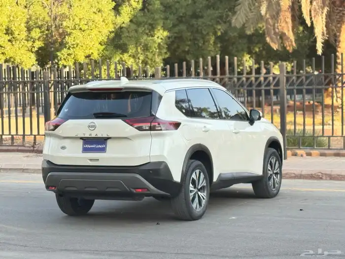 نيسان اكس تريل دبل فل سمارت 2023 8