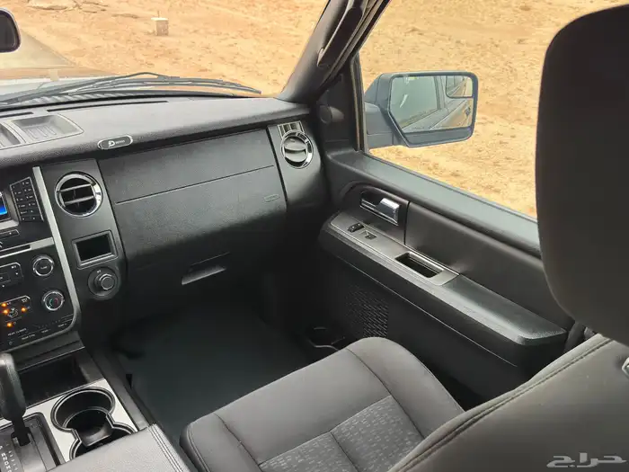 اكسبديشن 2016 دبل بحالة ممتازة 27