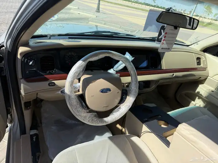 فورد فكتوريا 2012 فل كامل سعودي وارد توكيلات الجزيره 10