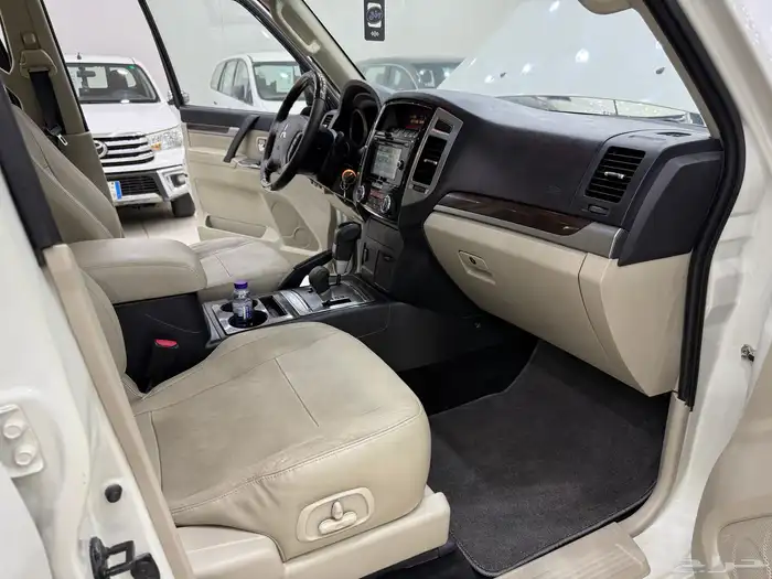 ميتسوبيشي باجيرو 2017 فل كامل مكينه 3800 14