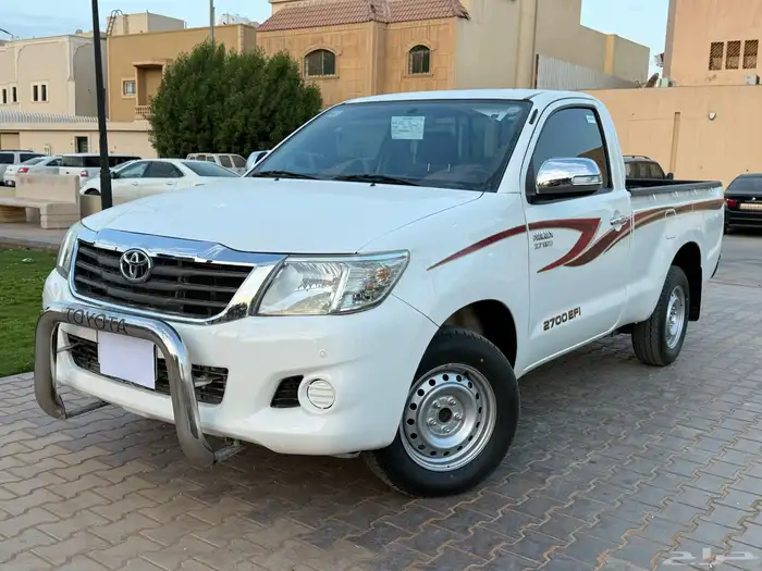 تويوتا هايلوكس غماره 2014 GLX سعودي نظيف جدا 0