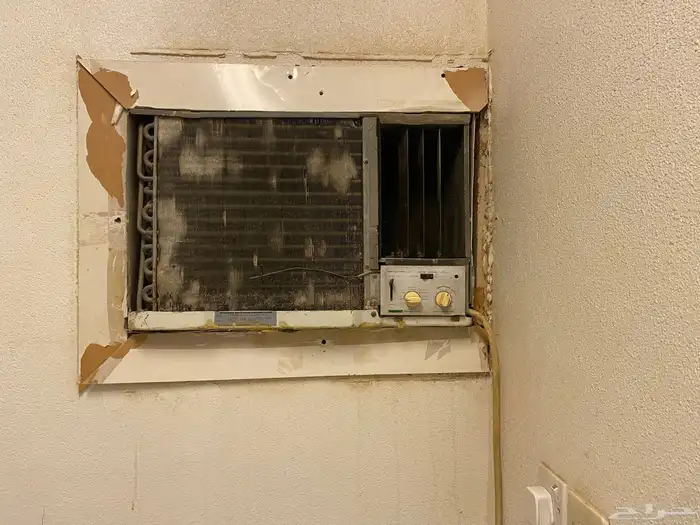 3 تكيفات بحاله ممتاز (2طنين وواحد طن ونصف ) 2