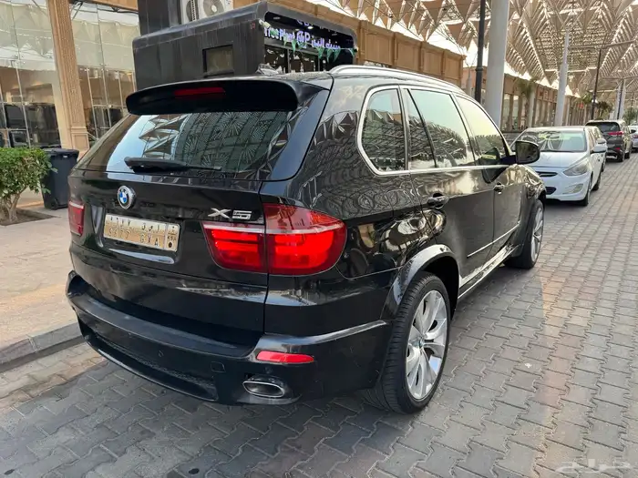 للبيع بي ام دبليو X5 ممشى قليل موديل 2009 5