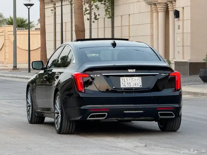 كاديلاك CT5 موديل 2023 اعلى فئة مخزن ممشى 6 الف تحت الضمان 14