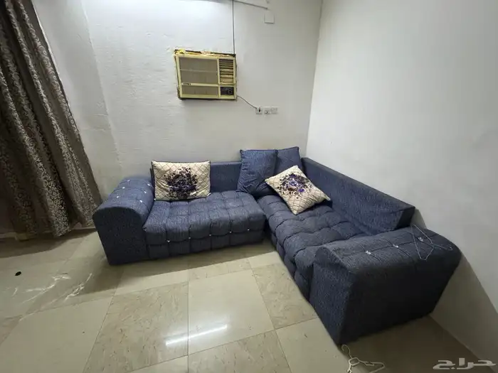 مطبخ جيد جيدا   سخان كهربائي استعمال بسيط جدا   عدد 2 غاز 0