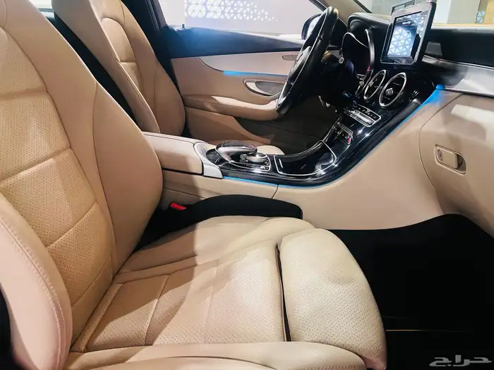 مرسيدس C180 سعودي 2018(بحالة ممتازة) 12