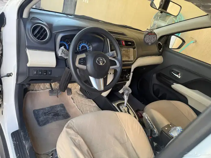 تيوتا راش المديل 2023 ( G ) سعودية عبداللطيف جميل وكالة 37