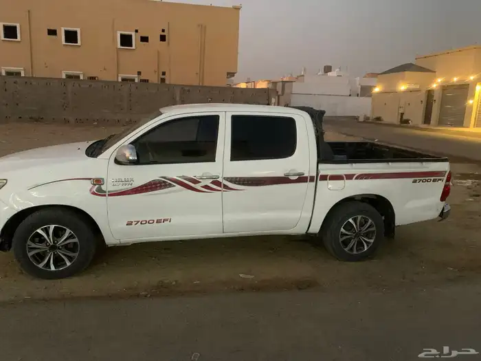 لبيع هايلكس 2