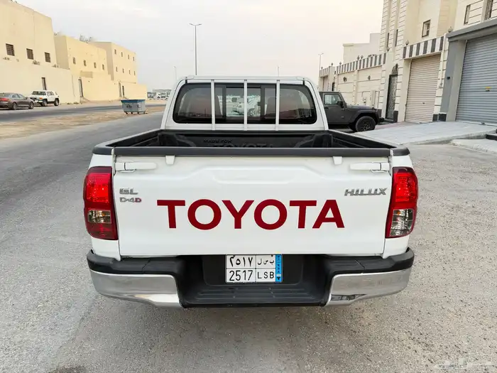 هايلوكس 2021 سعودي نظيف ديزل .. 6