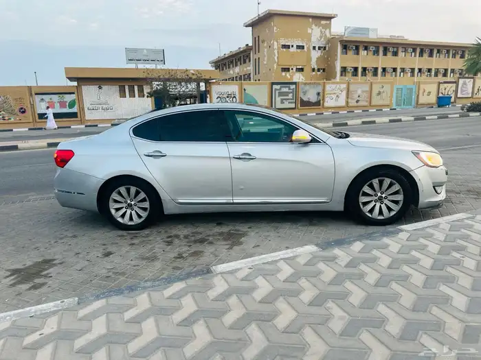 كيا كادنزا 2011 رقم واحد 6 سلندر 4