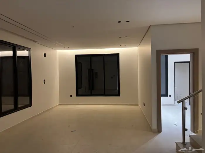 شقق دوبلكس فاخرة بموقع مميز بالحي الثامن 6