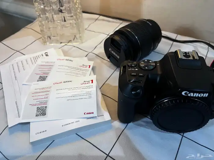 كاميرا كانون EOS 250D مع ستاند لها جديد لم يتم الاستخدام 2