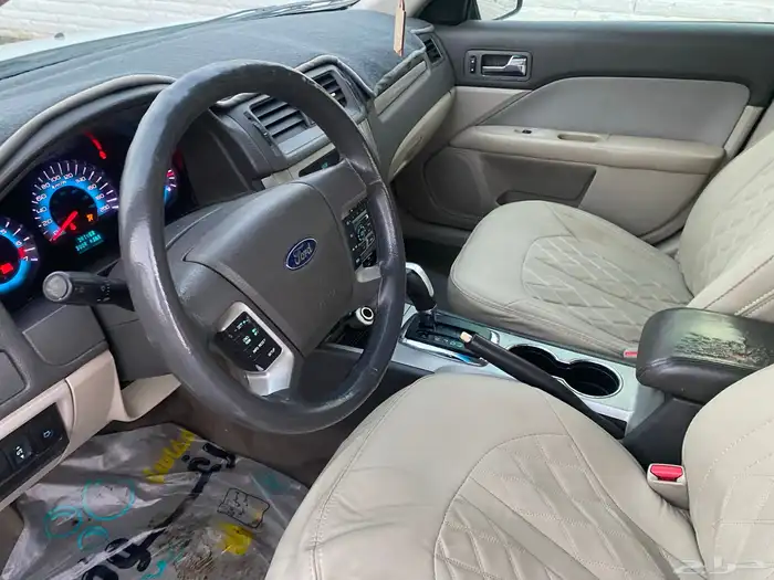 للبيع او البدل بسياره عائليه 3