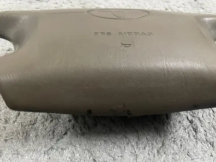 ايرباق كامري 2002 3