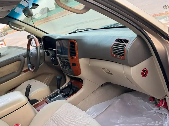 تايوتا لاند كروزر 2004 فل كامل 26