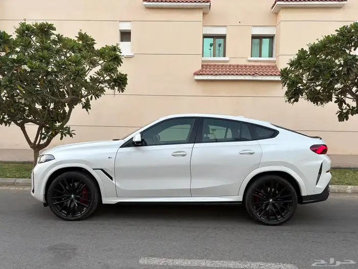 بي ام دبليو اكس 6 2024 11