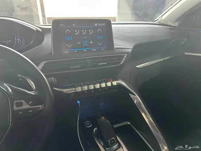 سيارة للبيع   بيجو 3008 موديل 2018 6