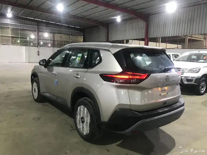 نيسان اكس تريل 7 مقاعد دبل وبدون دبل 2026 ومتاح 5 مقاعد 15