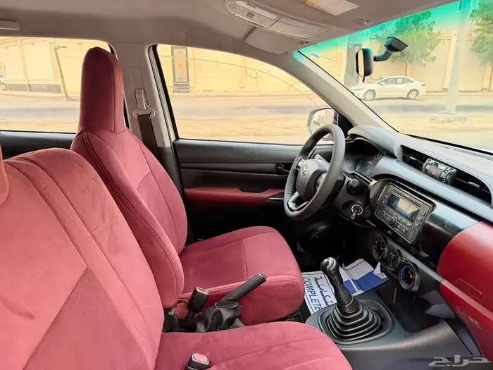 هايلوكس 2021 سعودي نظيف ديزل .. 8