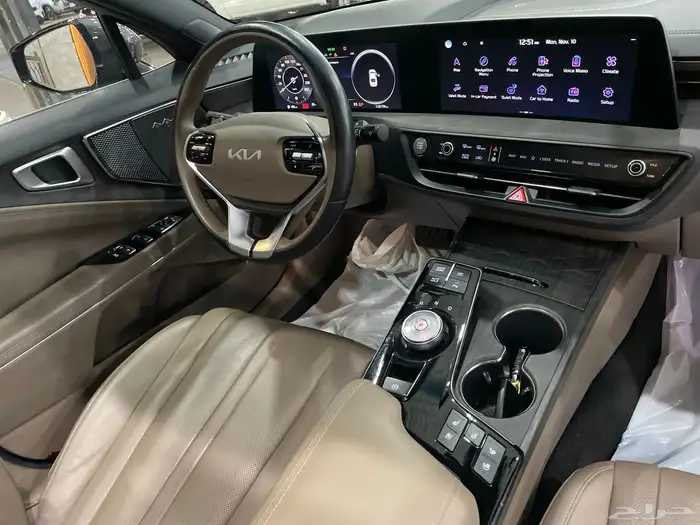 كيا كي8 موديل 2022 فل كامل 12