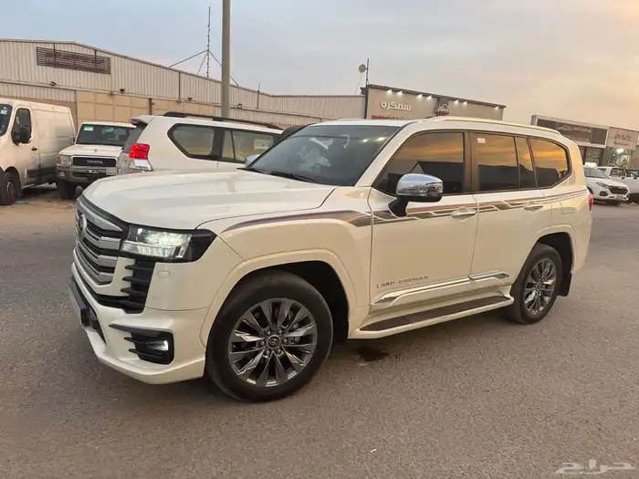 لاند كروزر 2024 رقم 5 0