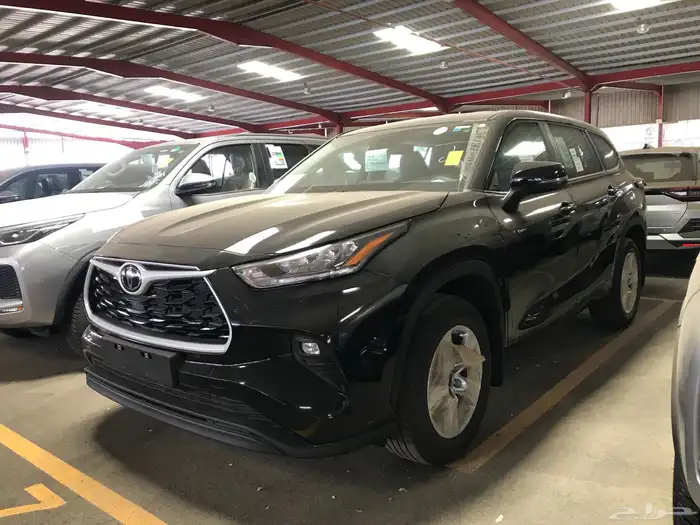 تويوتا هايلاندر GLE هايبرد 2025 عروض كاش واقساط 0