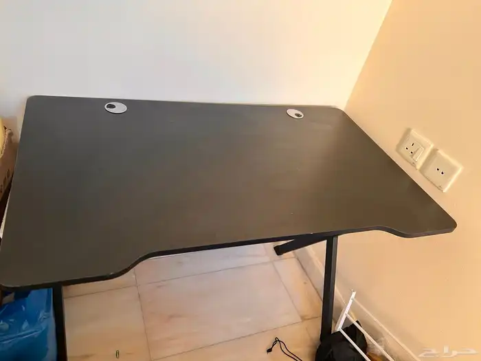 كرسي مع طاوله بي 150 4