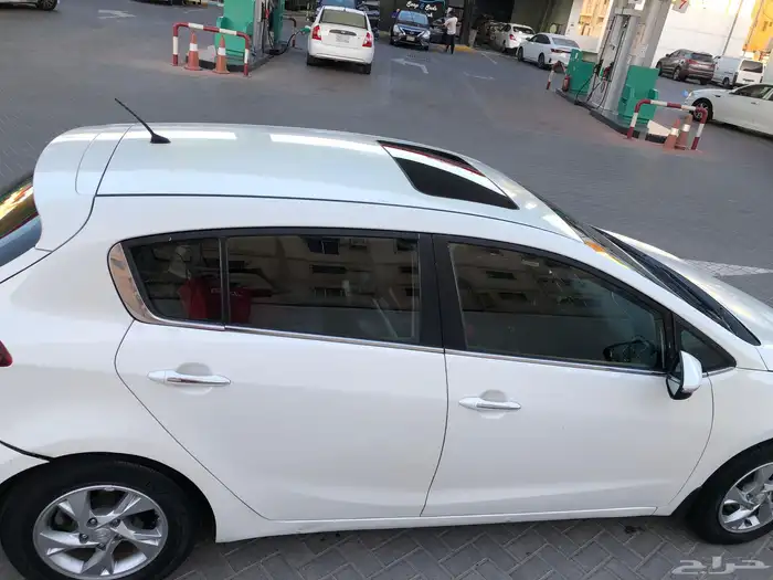 كيا سيراتو موديل 2014 هاتشباك كامله 24