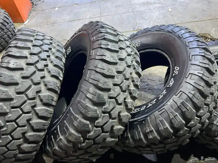 كفرات ماكسس حجري كامل 305.70.16 22