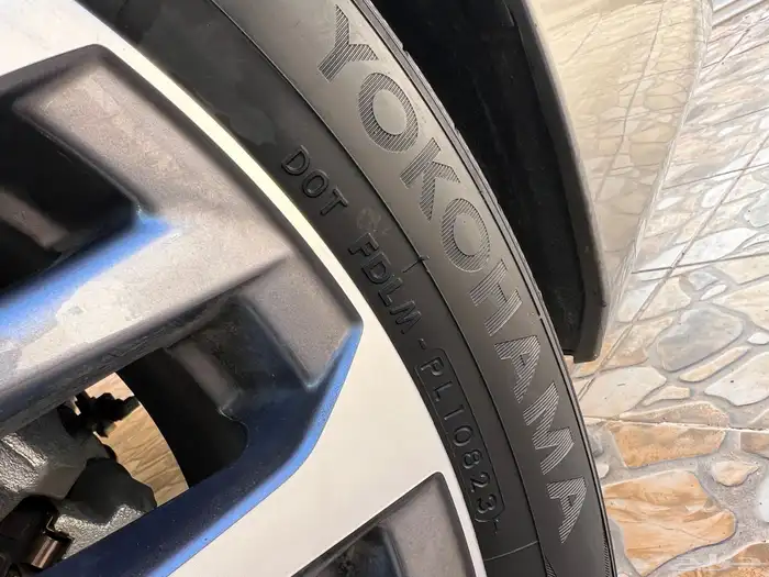 لكزس حجم 250 ES المديل 2023 سعودية عبداللطيف جميل AA. 16