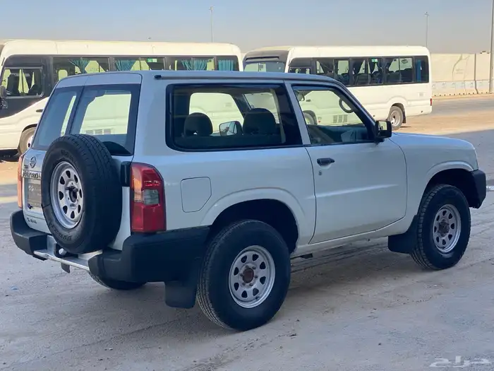 نيسان باترول ربع موديل 2006 3