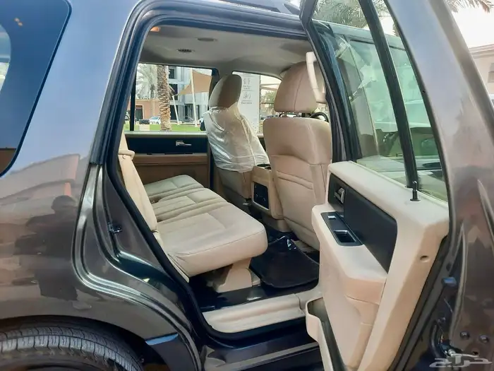 فورد اكسبيديشن 2016 قصير بدون دبل 9