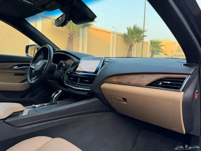 كاديلاك CT5 موديل 2023 اعلى فئة مخزن ممشى 6 الف تحت الضمان 36
