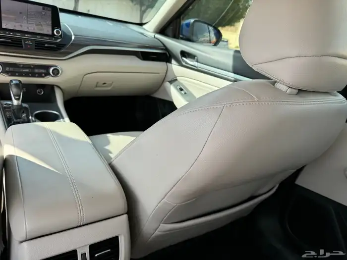 نيسان التيما 2020 للبيع مالك اول 8