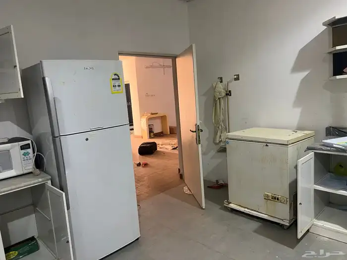 ثلاجه و فريز 110 و مايكرويف 0