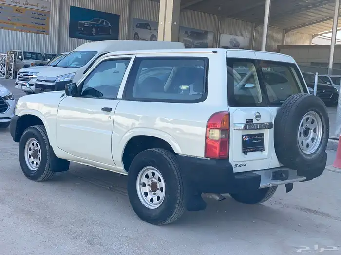 نيسان باترول ربع موديل 2006 4