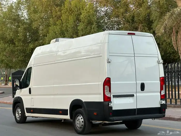 بيجو بوكسر ثلاجة موديل 2021 قير عادي ديزل 4