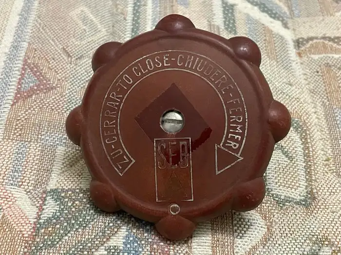 مقبض سب عنابي مشرشر 0