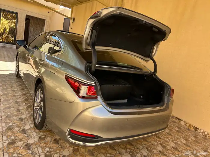 لكزس حجم 250 ES المديل 2023 سعودية عبداللطيف جميل AA. 68