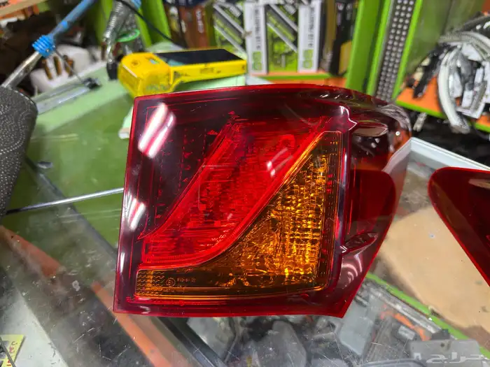 اسطبات خلفي لكزس GS250 من مديل 2013 إلى 2015 وكاله 1