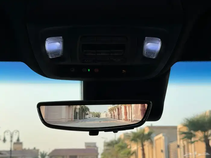 كاديلاك CT5 موديل 2023 اعلى فئة مخزن ممشى 6 الف تحت الضمان 38