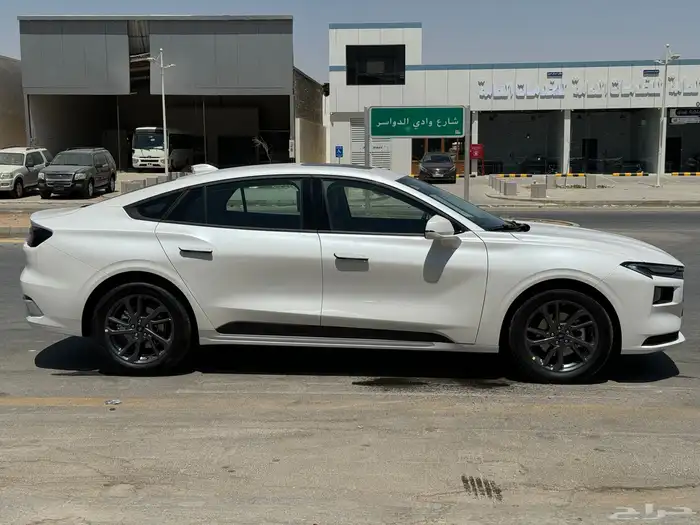 فورد تورس 2025 تريند كاش واقساط 4