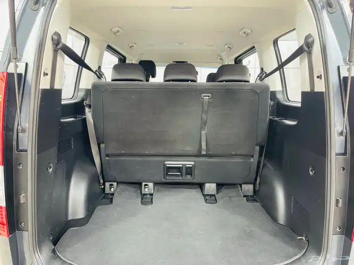 هيونداي ستاريا 2024 ( بنزين ) 10