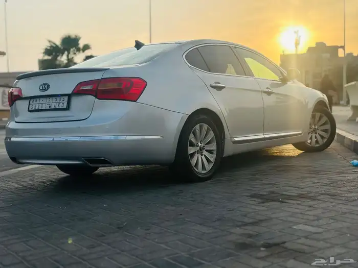 كيا كادنزا 2011 رقم واحد 6 سلندر 6