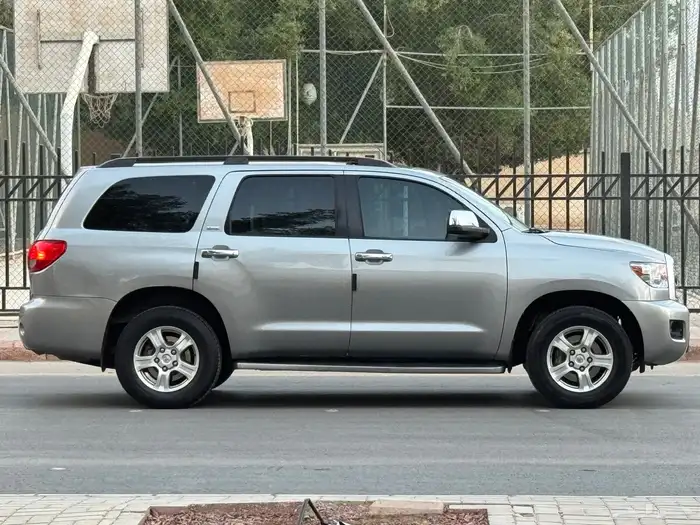 تويوتا سكويا 2009 نص فل سعودي 6